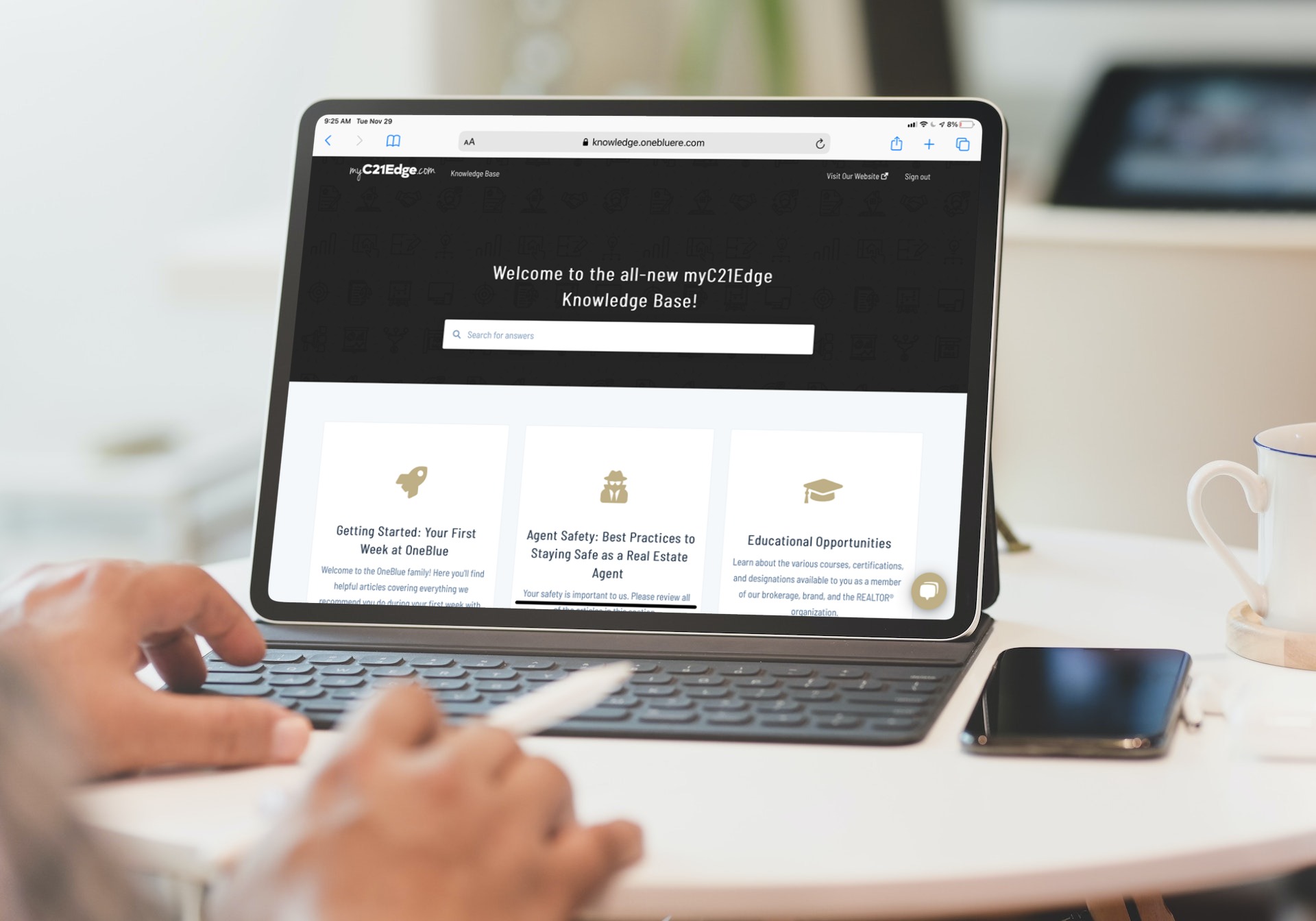 Instructor-led Real Estate Agent Training at CENTURY 21 Edge